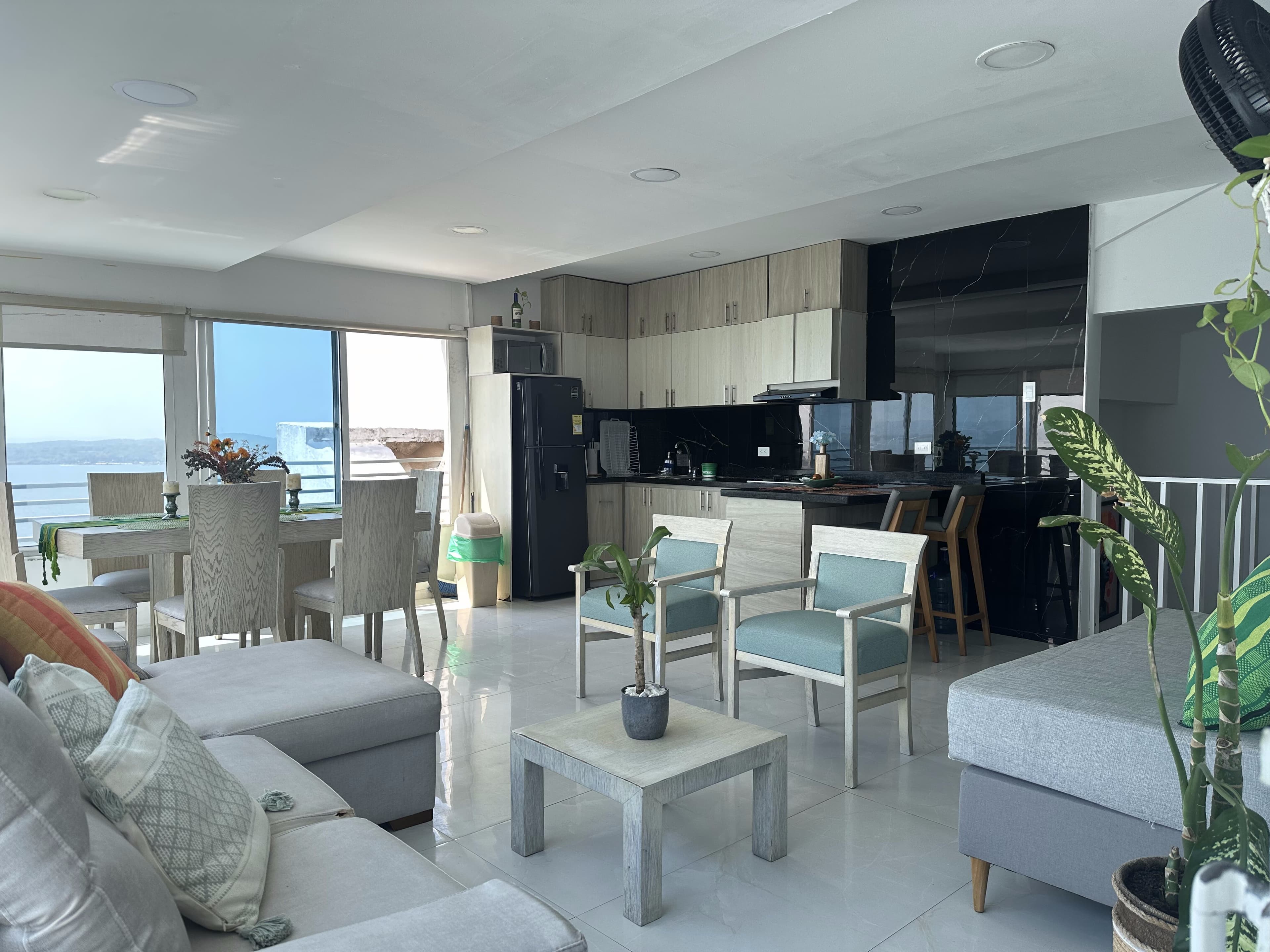 Zafiro open-plan living and kitchen