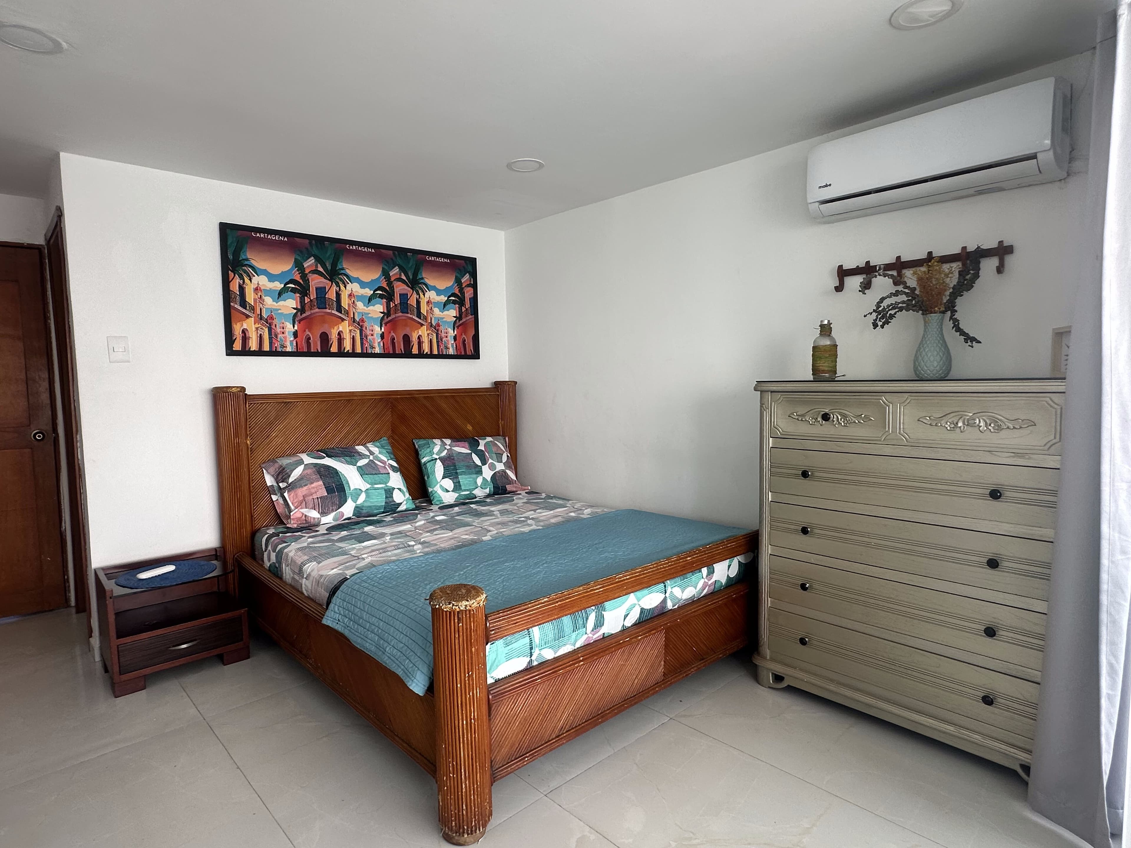 Zafiro master bedroom
